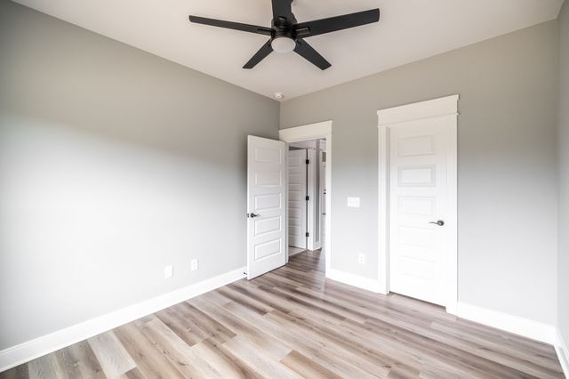 1200 Vickie Ln, Portland, TN 37148