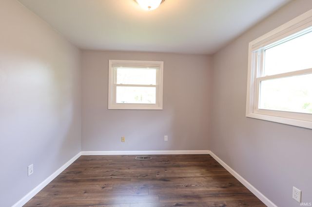 1418 Deveron Drive, New Haven, IN 46774