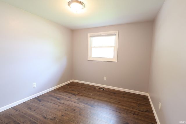 1418 Deveron Drive, New Haven, IN 46774