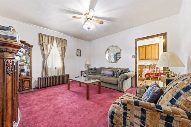 1520 Alverado Ave, Beechview, PA 15216
