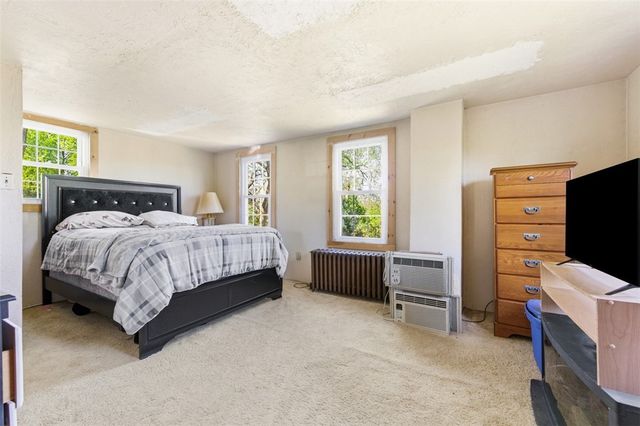 1520 Alverado Ave, Beechview, PA 15216