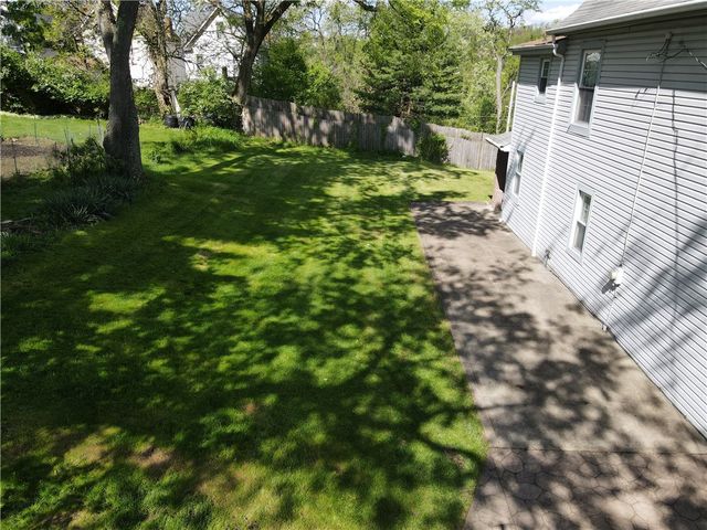 1520 Alverado Ave, Beechview, PA 15216