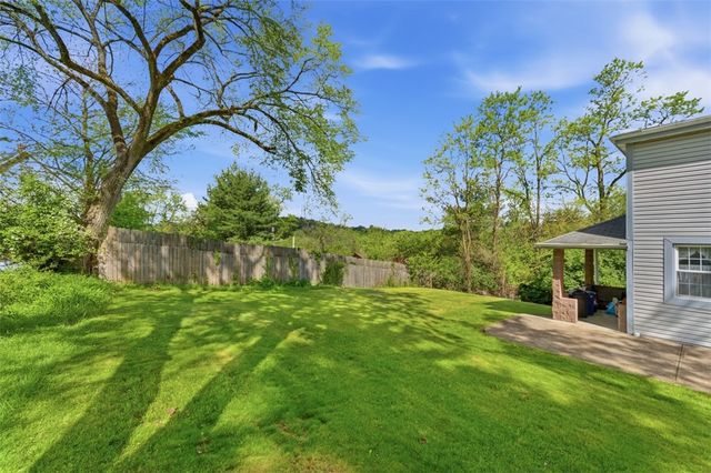 1520 Alverado Ave, Beechview, PA 15216