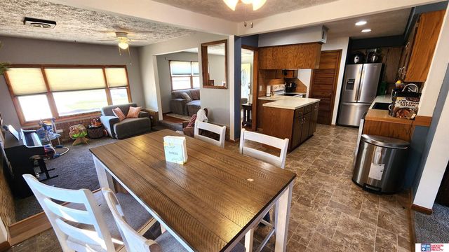 7018 Emiline Street, La Vista, NE 68128