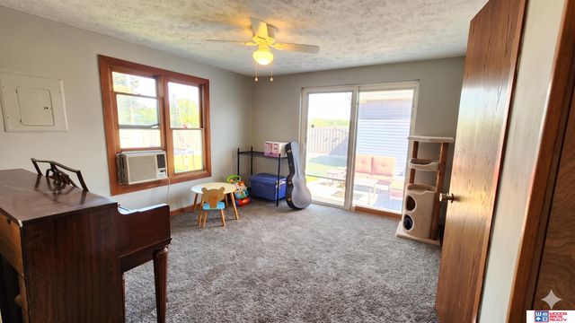 7018 Emiline Street, La Vista, NE 68128