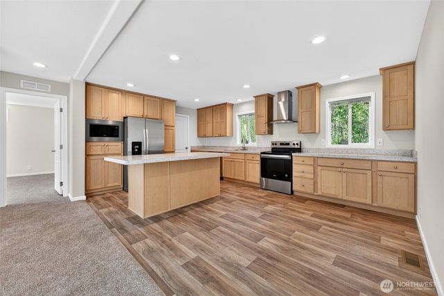 10421 363rd Street Ct E, Eatonville, WA 98328