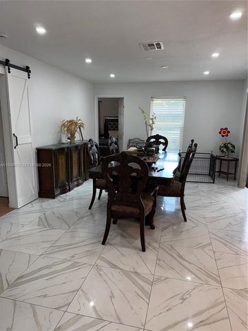 126 Sunflower Cir, Royal Palm Beach, FL 33411