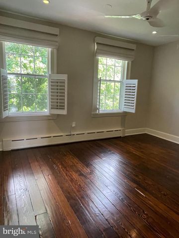 2802 P ST NW, Washington, DC 20007