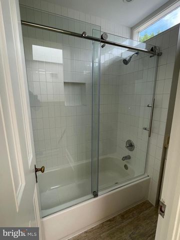 2802 P ST NW, Washington, DC 20007