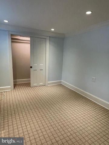 2802 P ST NW, Washington, DC 20007