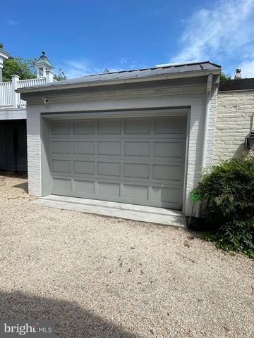 2802 P ST NW, Washington, DC 20007