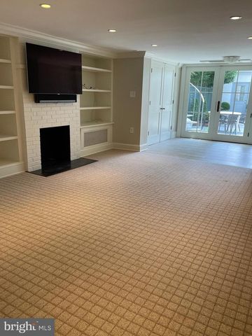 2802 P ST NW, Washington, DC 20007