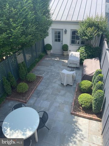 2802 P ST NW, Washington, DC 20007
