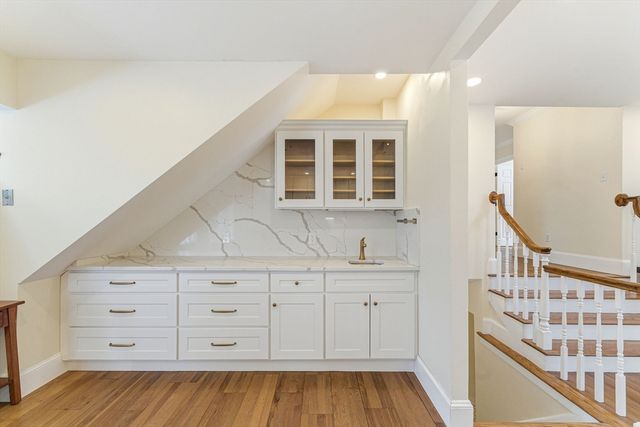 124 Deborah Rd, Newton, MA 02459