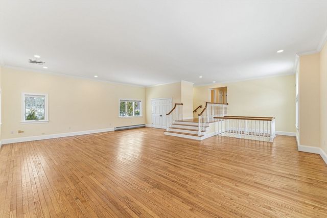 124 Deborah Rd, Newton, MA 02459