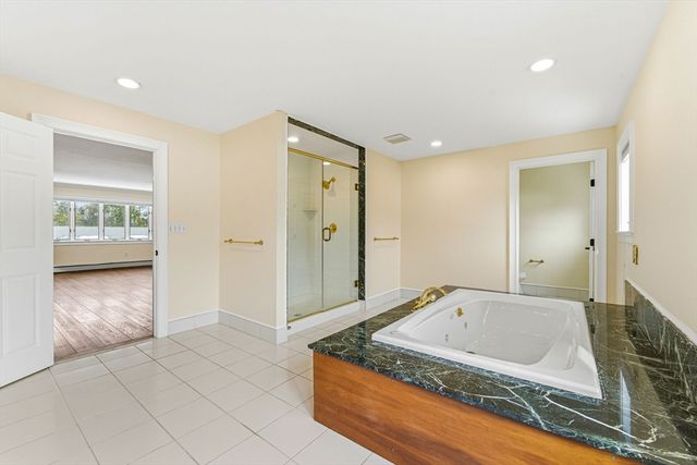 124 Deborah Rd, Newton, MA 02459