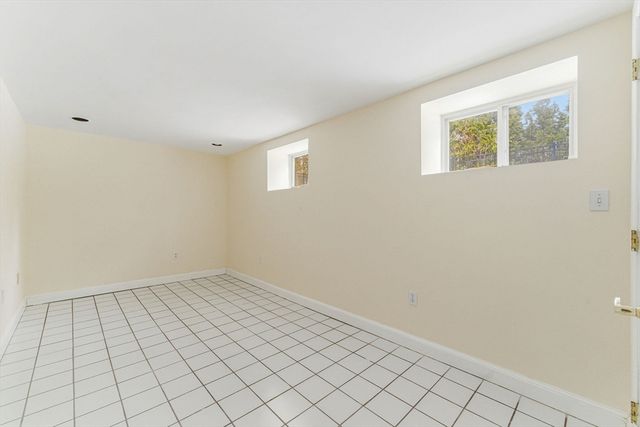 124 Deborah Rd, Newton, MA 02459