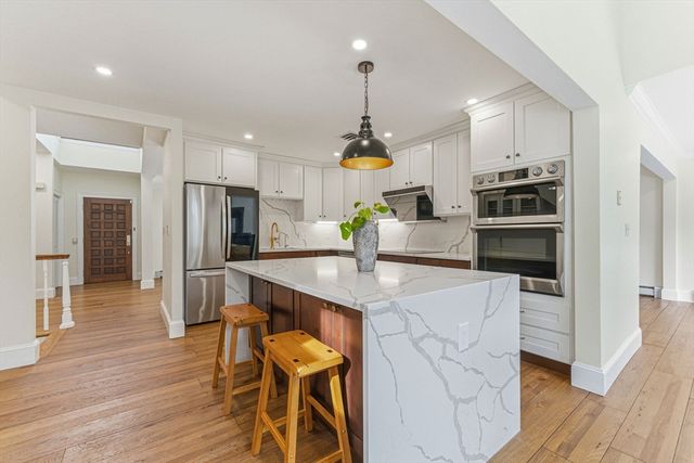 124 Deborah Rd, Newton, MA 02459