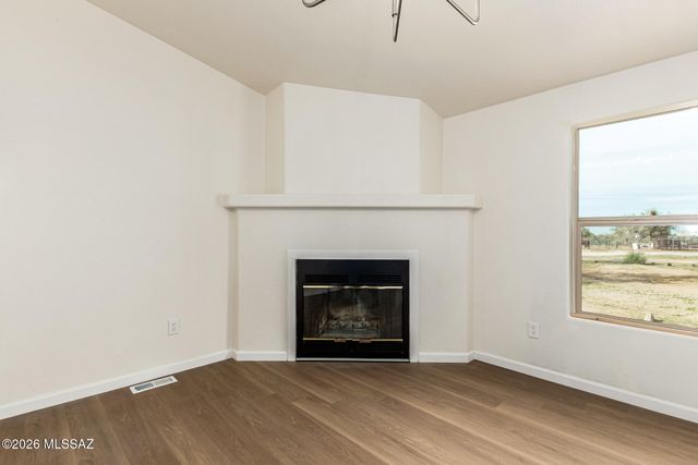 12823 W Crystal Rose Lane, Tucson, AZ 85743