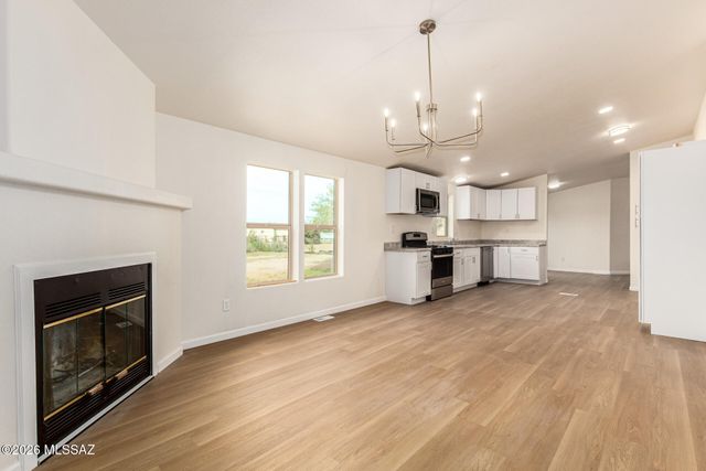 12823 W Crystal Rose Lane, Tucson, AZ 85743