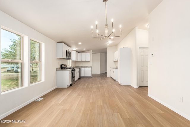 12823 W Crystal Rose Lane, Tucson, AZ 85743