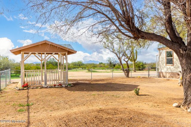 12823 W Crystal Rose Lane, Tucson, AZ 85743