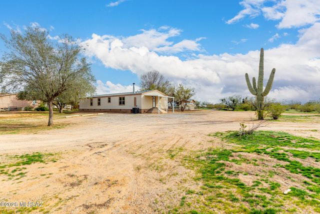 12823 W Crystal Rose Lane, Tucson, AZ 85743