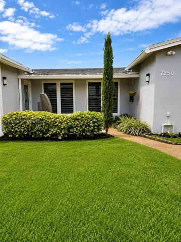 7250 Dilido Boulevard, Miramar, FL 33023