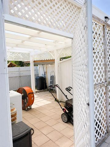 7250 Dilido Boulevard, Miramar, FL 33023
