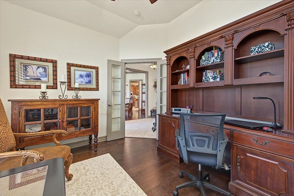 3909 Stoneshire Court, Fort Worth, TX 76179 — photo 5