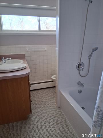 250 Centerbrook Road, Hamden, CT 06518