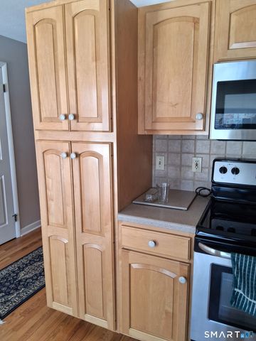 250 Centerbrook Road, Hamden, CT 06518