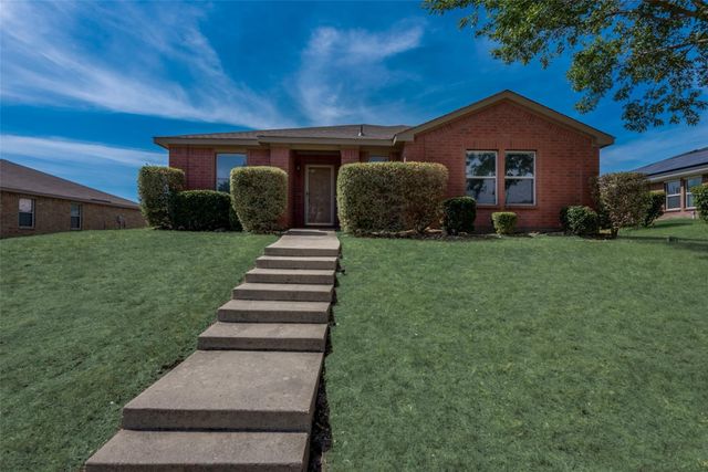 612 Snapdragon Lane, Desoto, TX 75115