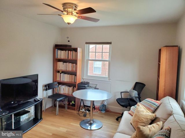 15 INDIAN SPRING DR, Silver Spring, MD 20901