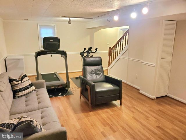 15 INDIAN SPRING DR, Silver Spring, MD 20901