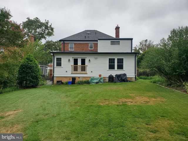 15 INDIAN SPRING DR, Silver Spring, MD 20901