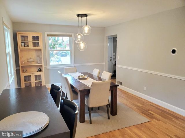 15 INDIAN SPRING DR, Silver Spring, MD 20901
