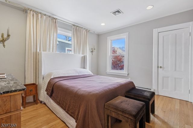 627 Highland Ave, Newark City, NJ 07104