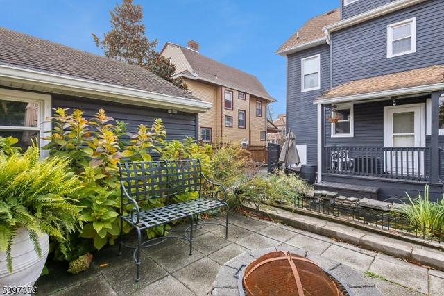 627 Highland Ave, Newark City, NJ 07104