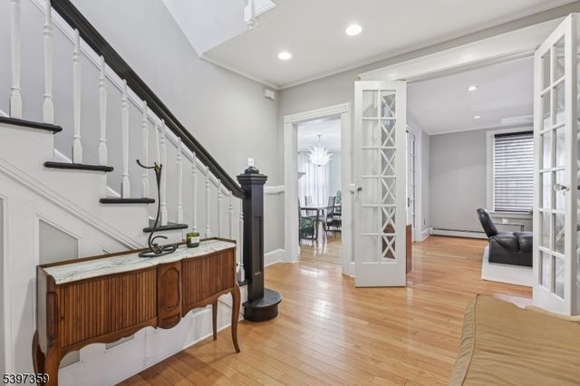 627 Highland Ave, Newark City, NJ 07104