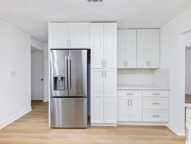 4984 Willow Overlook, Stone Mountain, GA 30088