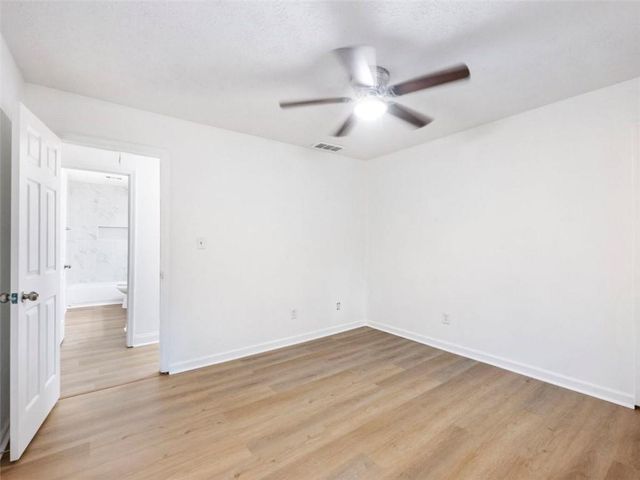 4984 Willow Overlook, Stone Mountain, GA 30088