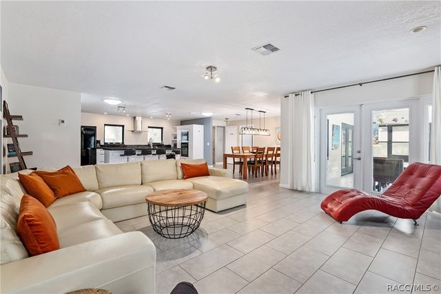 870 N Foxrun Terrace, Inverness, FL 34453