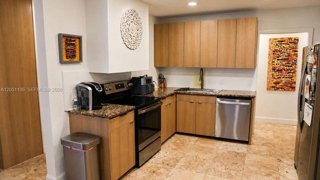1406 Coolidge St, Hollywood, FL 33020