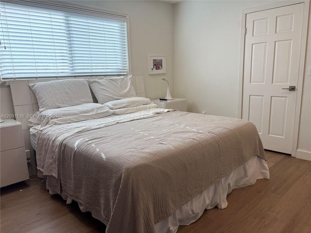 1406 Coolidge St, Hollywood, FL 33020