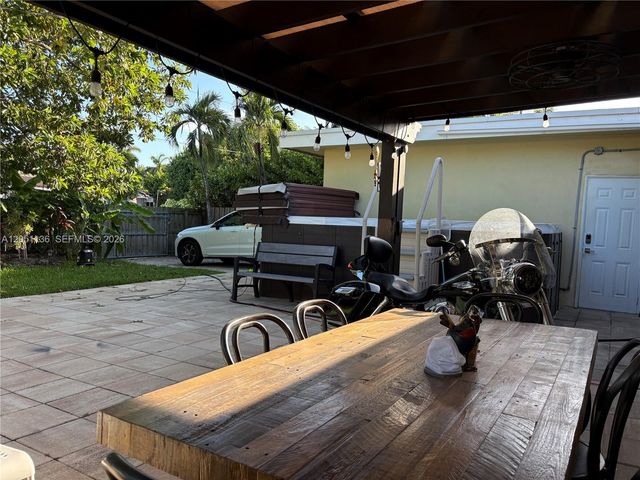 1406 Coolidge St, Hollywood, FL 33020