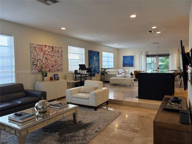 1406 Coolidge St, Hollywood, FL 33020
