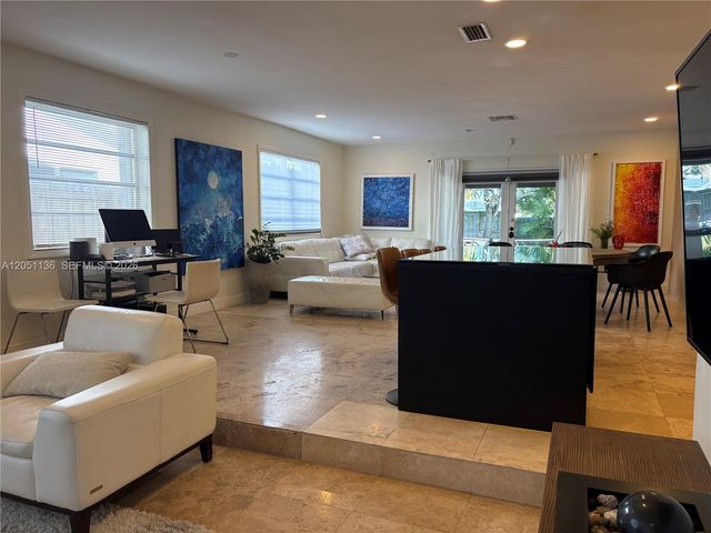 1406 Coolidge St, Hollywood, FL 33020