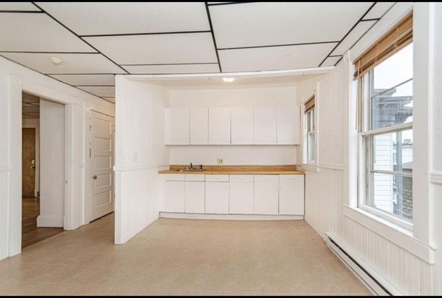 304 Pawtucket Street 2, Lowell, MA 01854