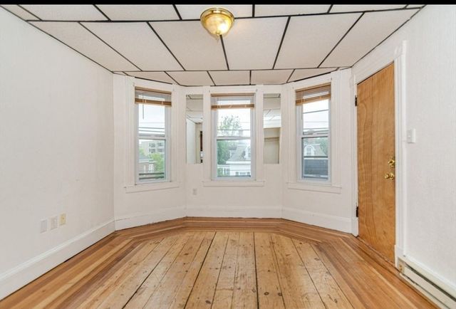 304 Pawtucket Street 2, Lowell, MA 01854